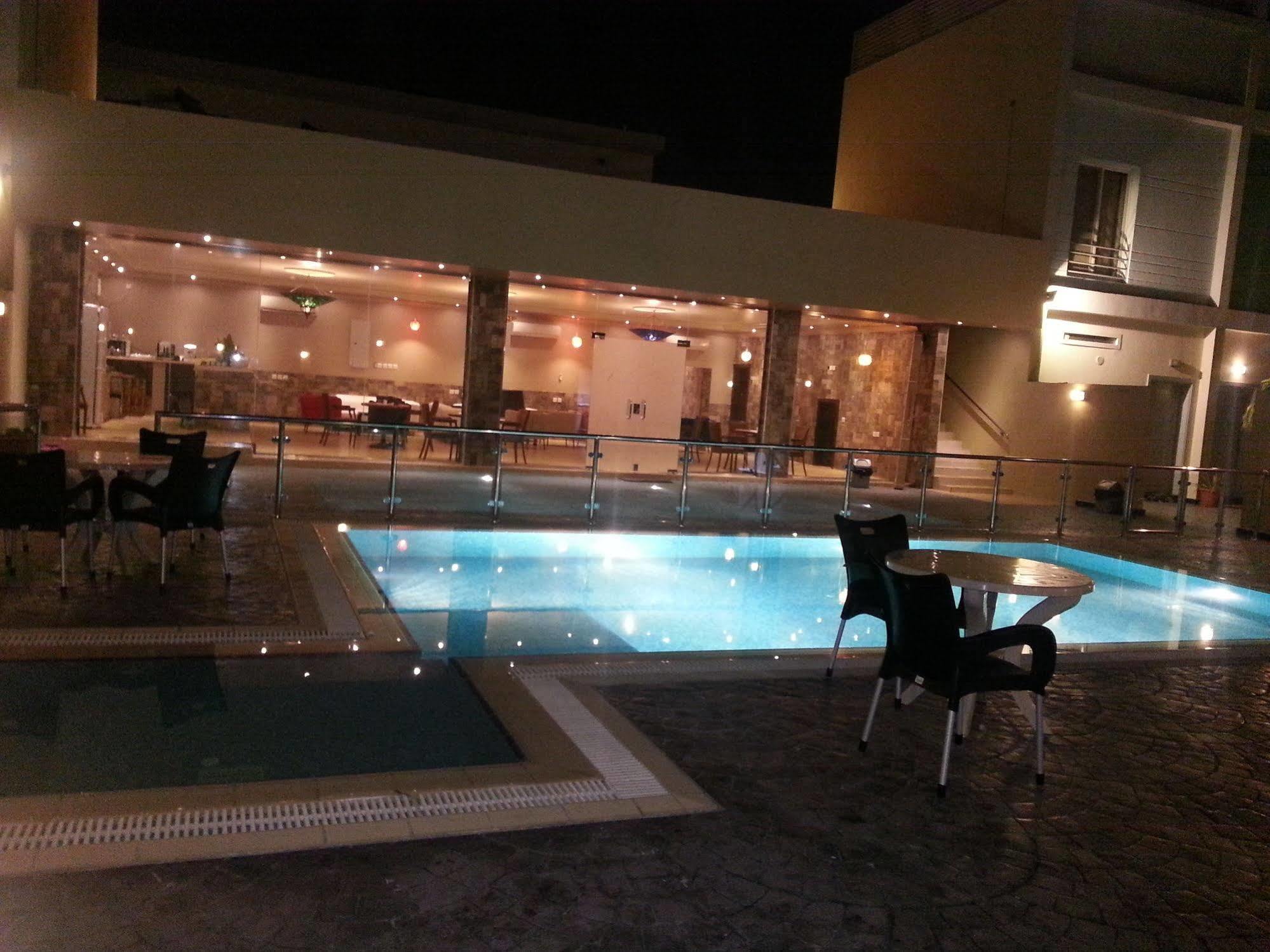 Il Villaggio Luxury Villas Jeddah Exterior foto